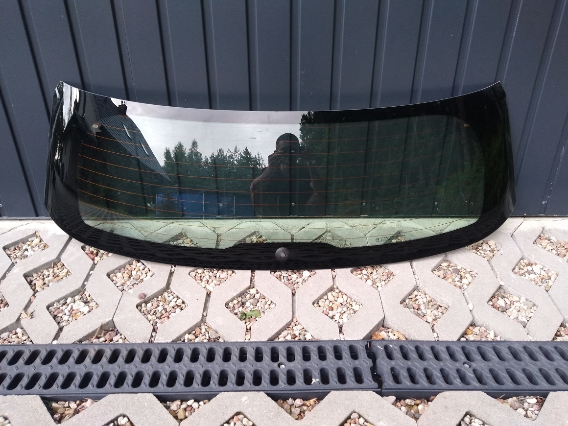 PEUGEOT 308 T9 2017 Rok, Szyba oraz Osprzęt tylnej Klapy - 2