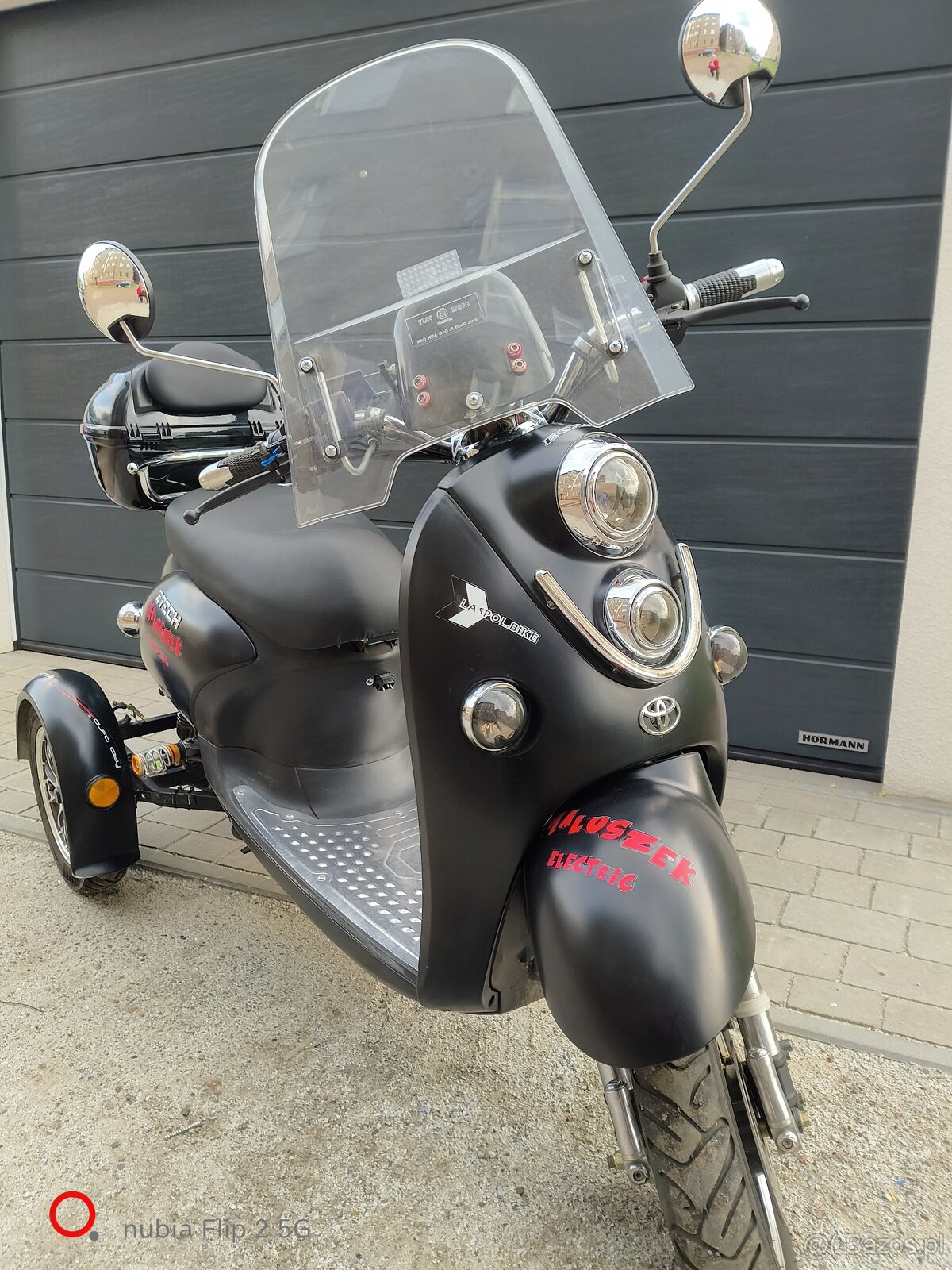 Skuter trójkołowy elektryczny - 2