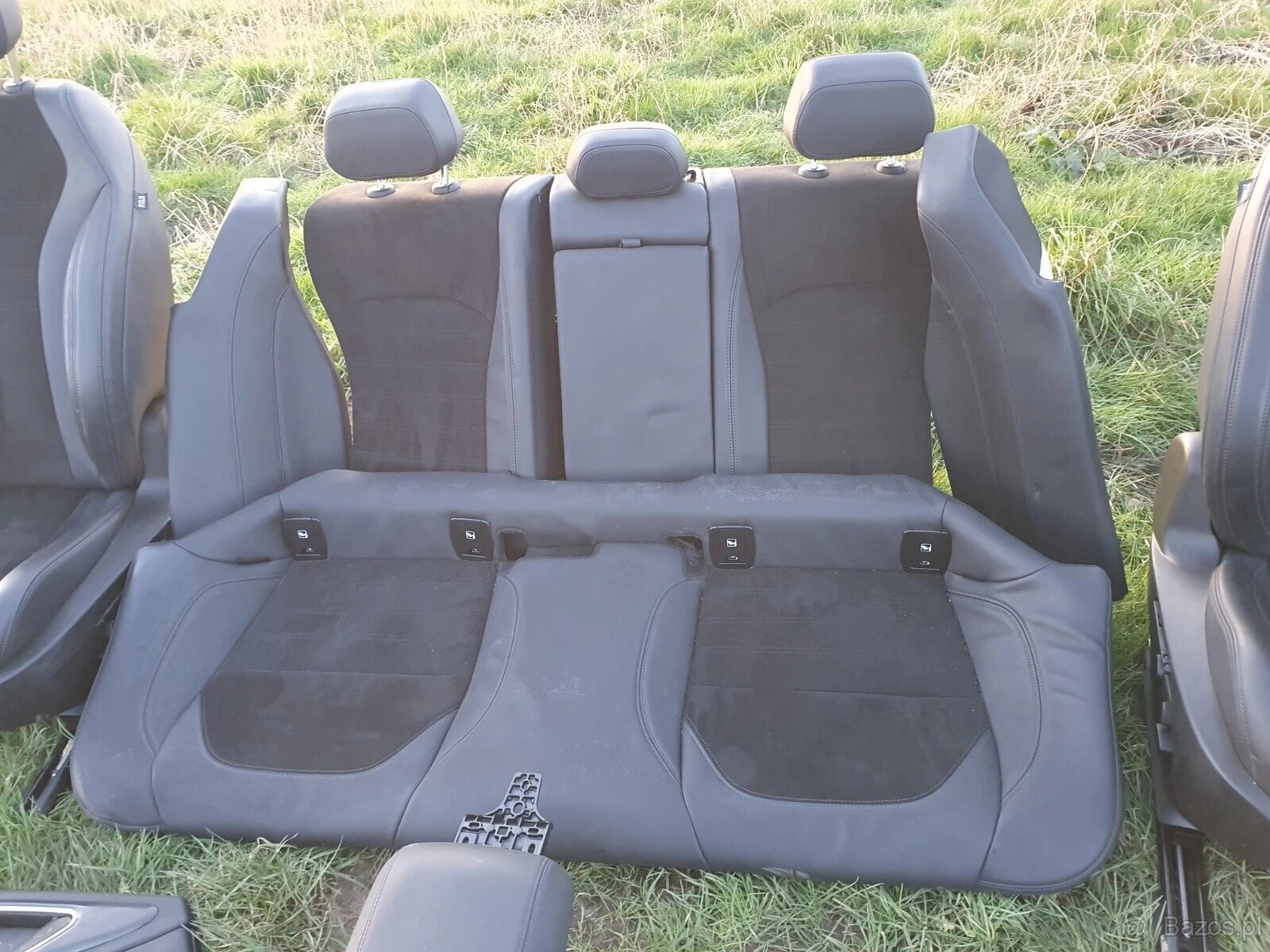 Fotele przednie Alfa Romeo Alcantara z napędem elektrycznym - 2
