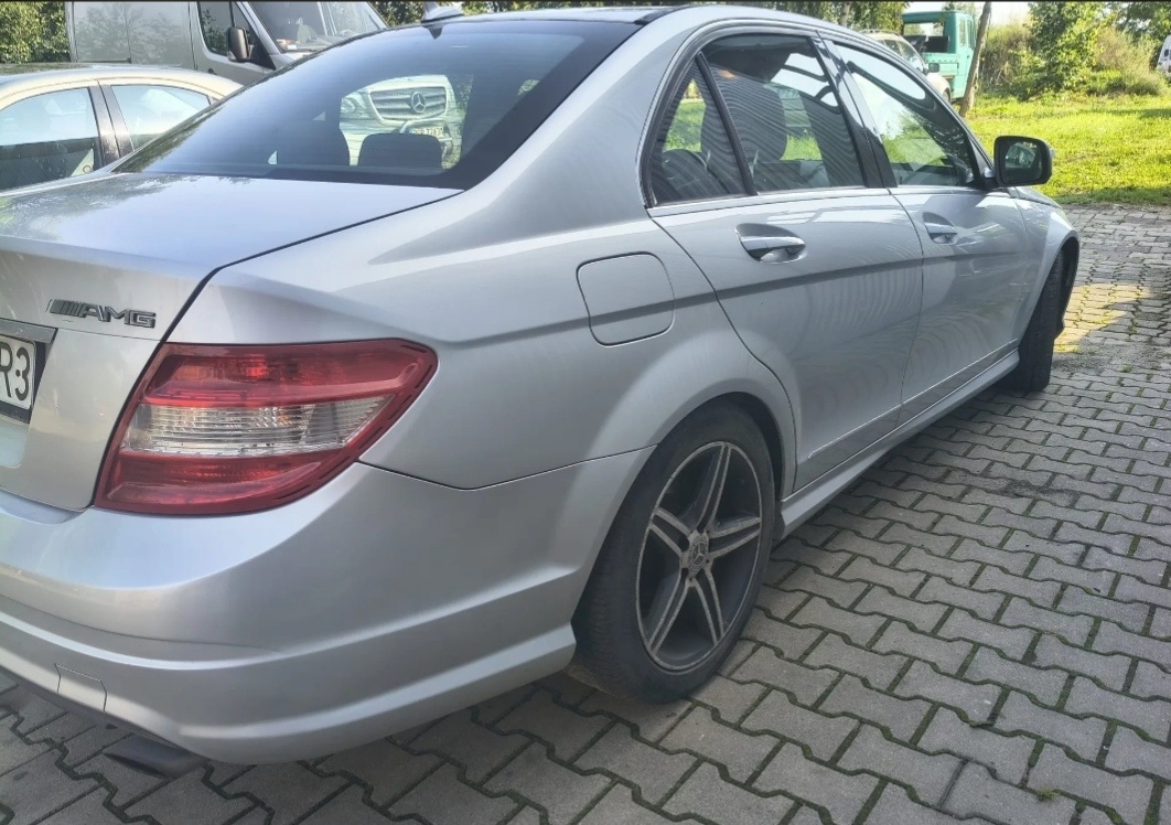 3.0 Benzyna / AMG / 4 -MATIC / Do Poprawek - 2