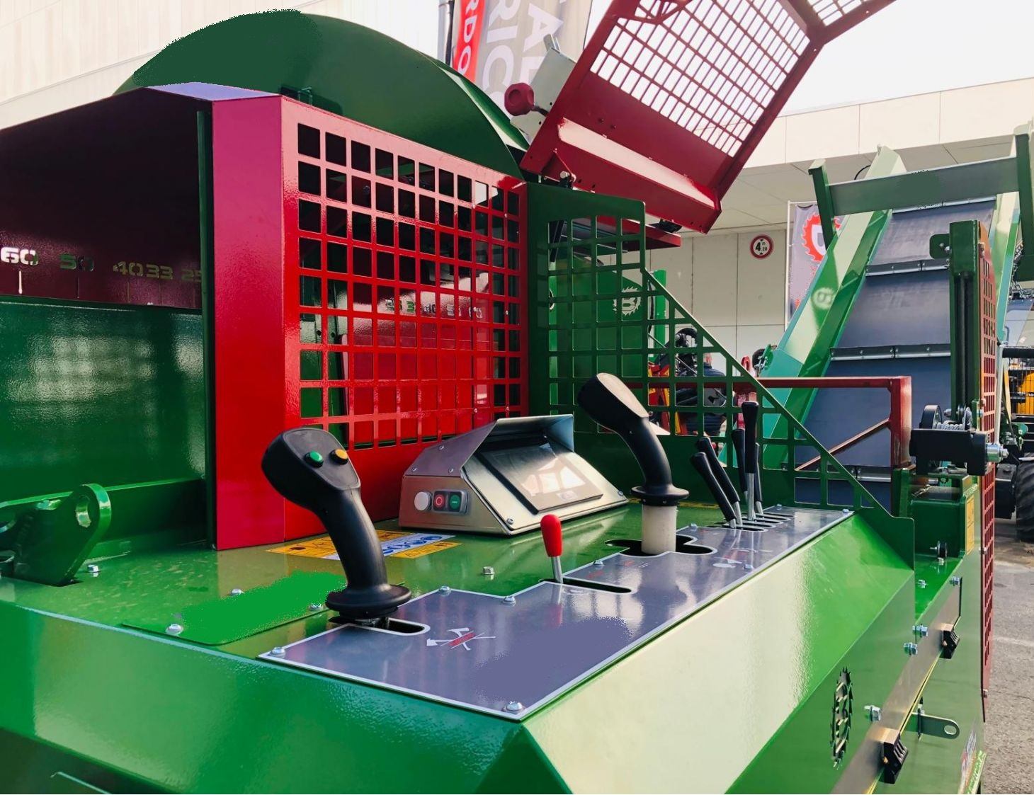 Na sprzedaż Piło-łuparka Complex 1100 - 2