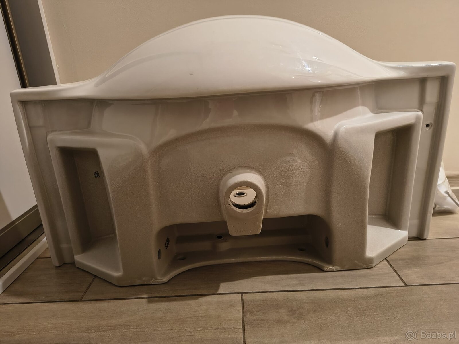 Sprzedam umywalkę RIO85 - 2