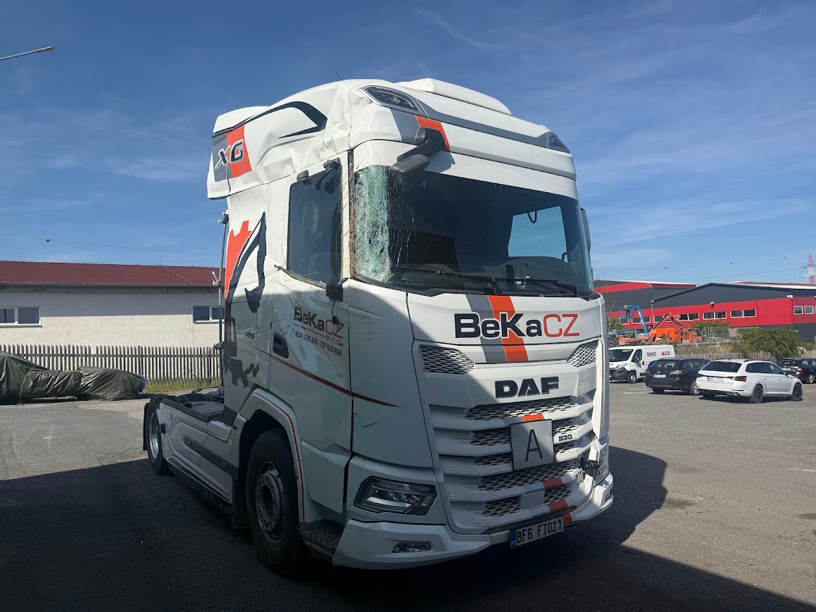 DAF XG 530 FT po wypadku - 2