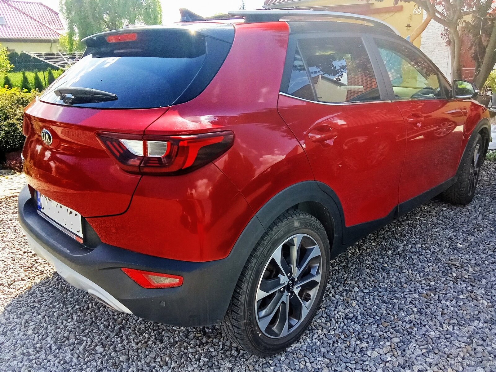 KIA STONIC - 2