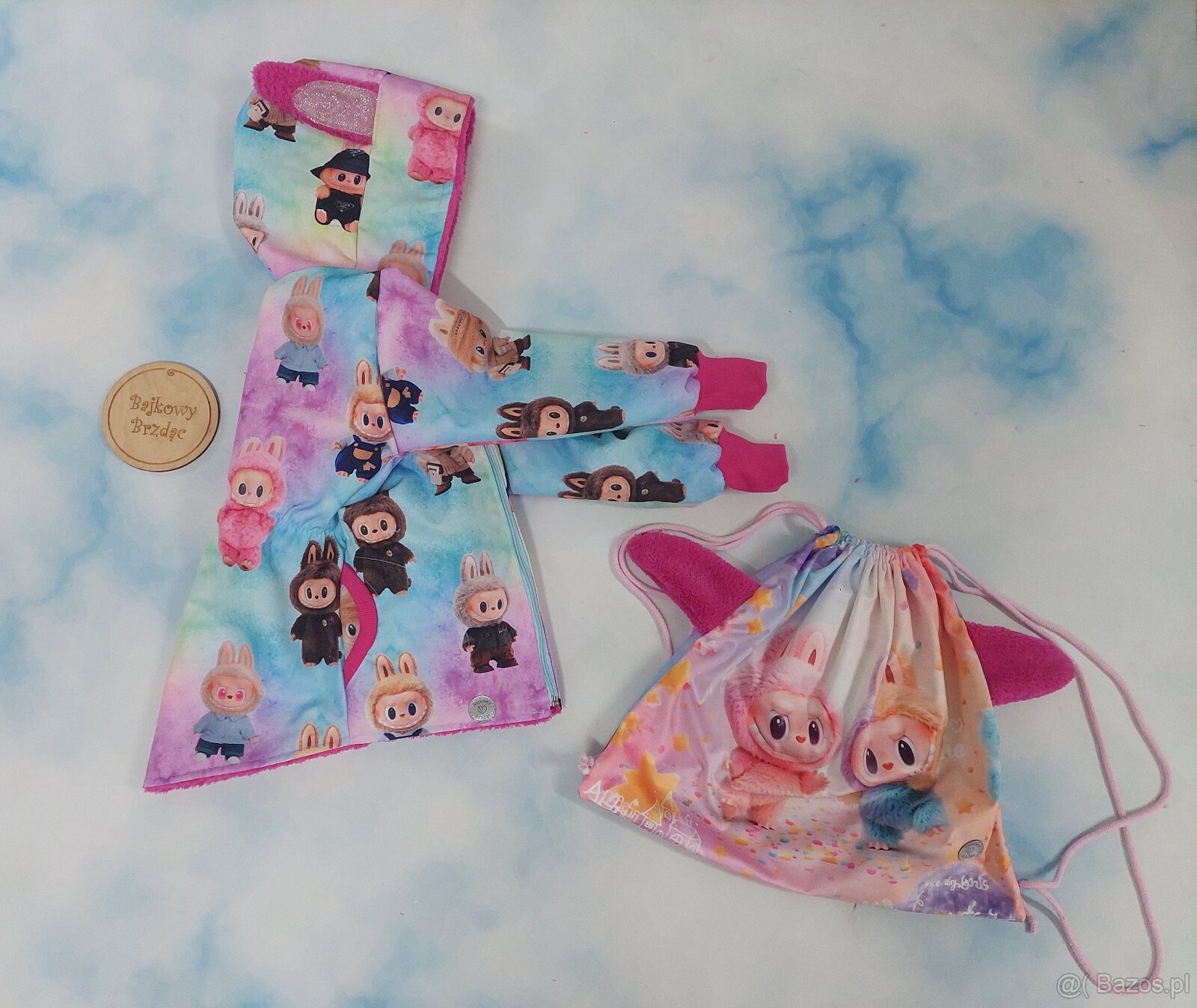 Kurtka przeciwdeszczowa Labubu rozm 122 nowa - 2