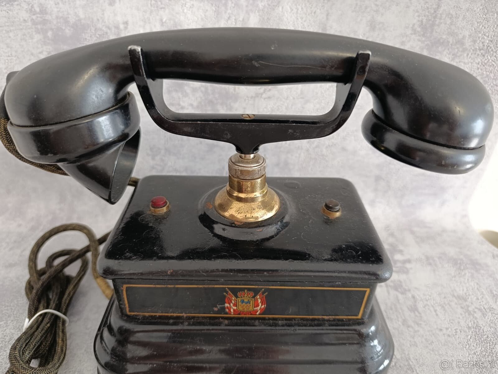 Bardzo stary duński telefon Jydsk z poczty w Kopenhadze. - 2