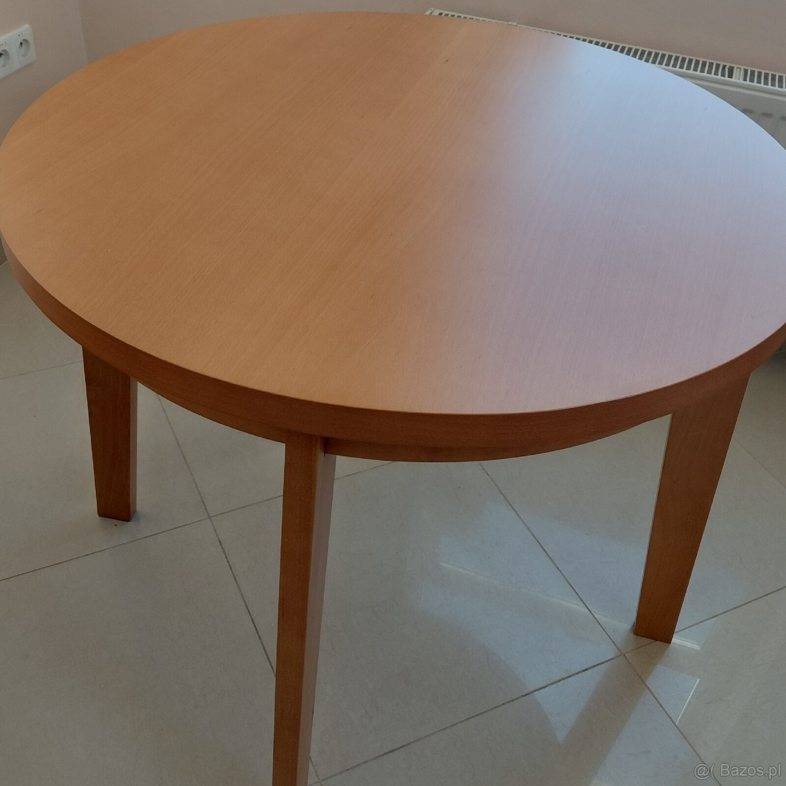 Stół drewniany z 4 krzesłami - 2