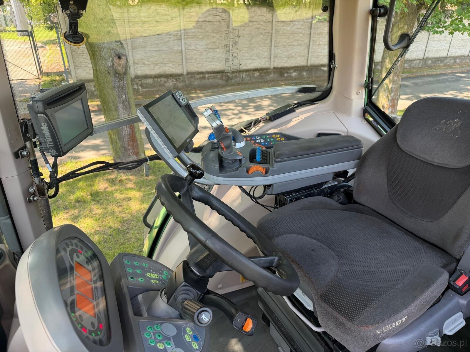 Ciągnik rolniczy Fendt 828 Vario rok 2013 GPS cena 218000 zł - 2