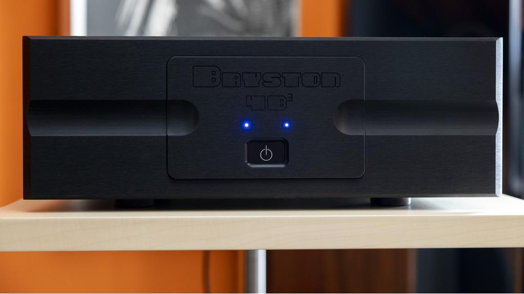 Bryston 4B3 cube ( Price: 2500 EUR ) - 2