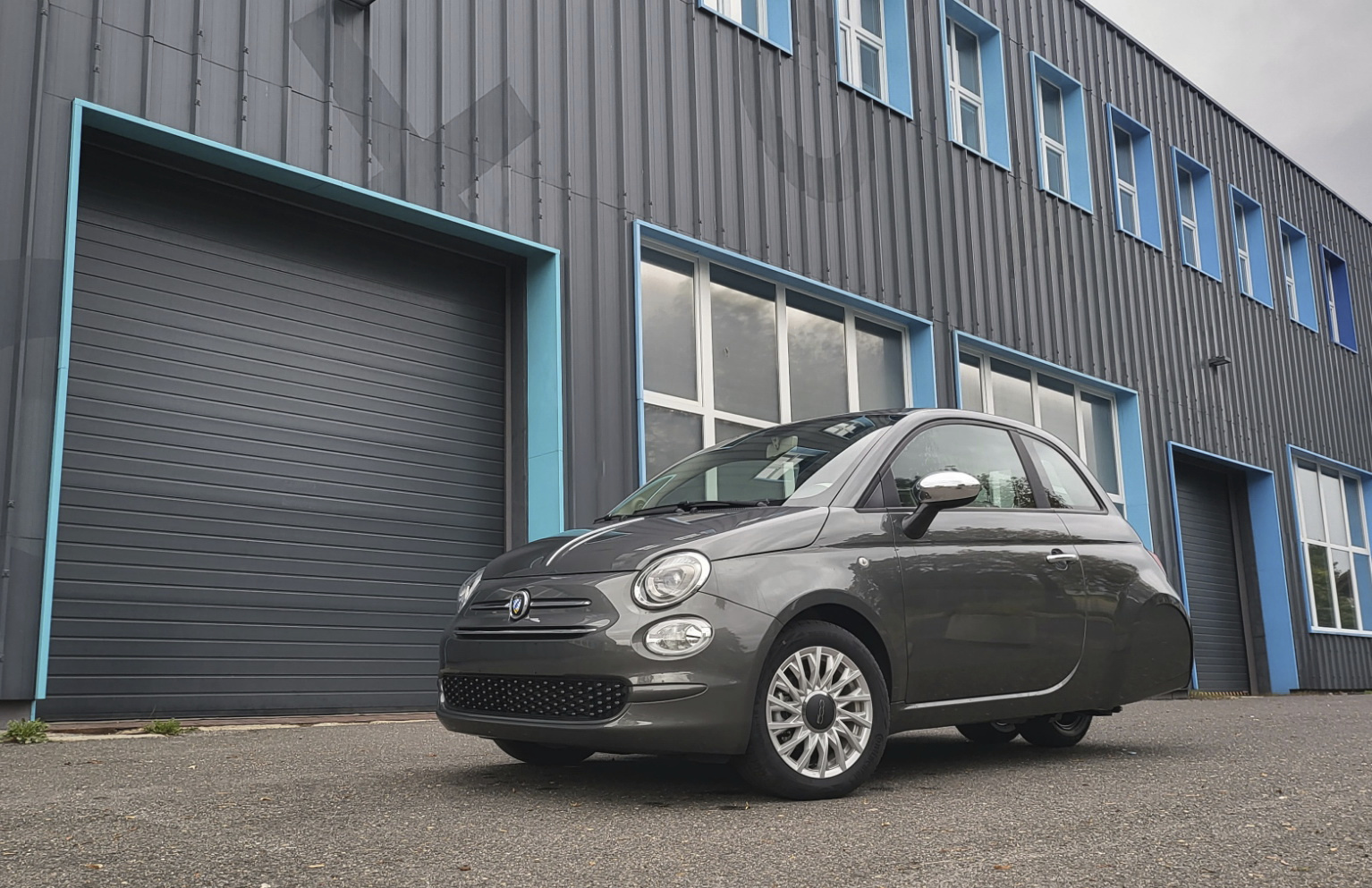 Samochód od 16 lat (nie Aixam ani Ligier, tylko Fiat 500 Ell - 2