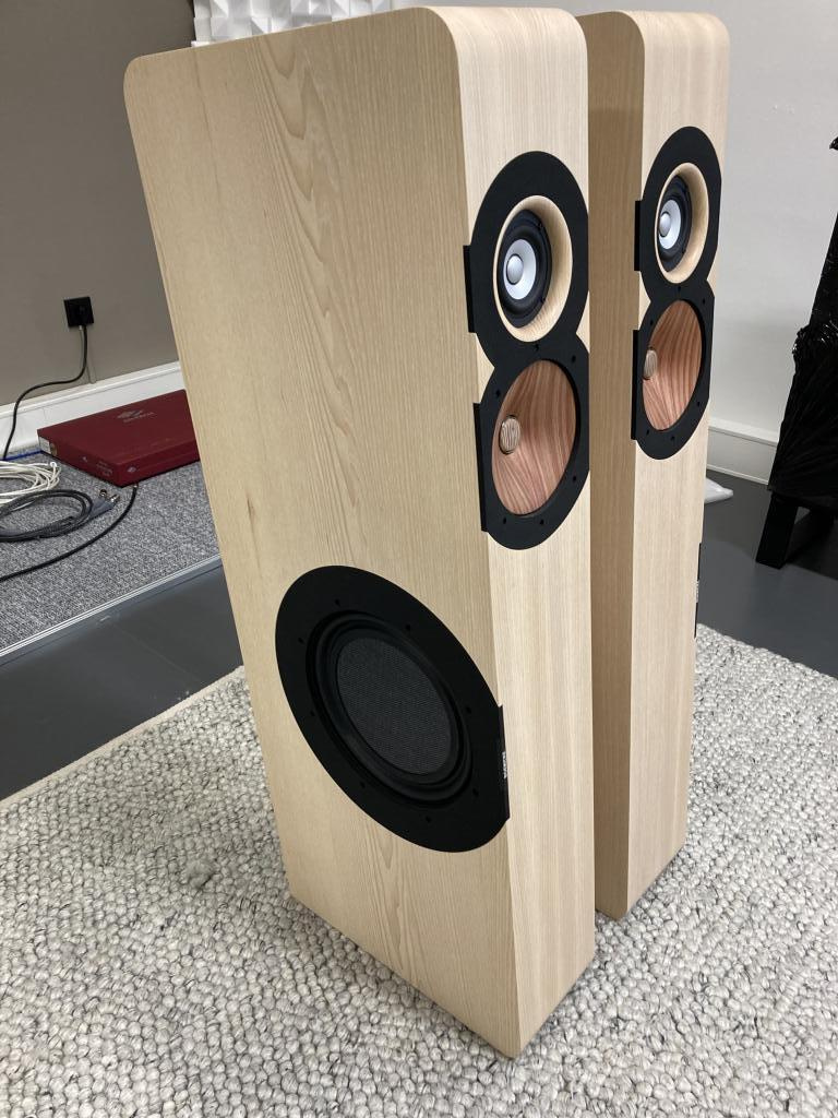 Boenicke Audio W11 SE ( Price: 4000 EUR ) - 2