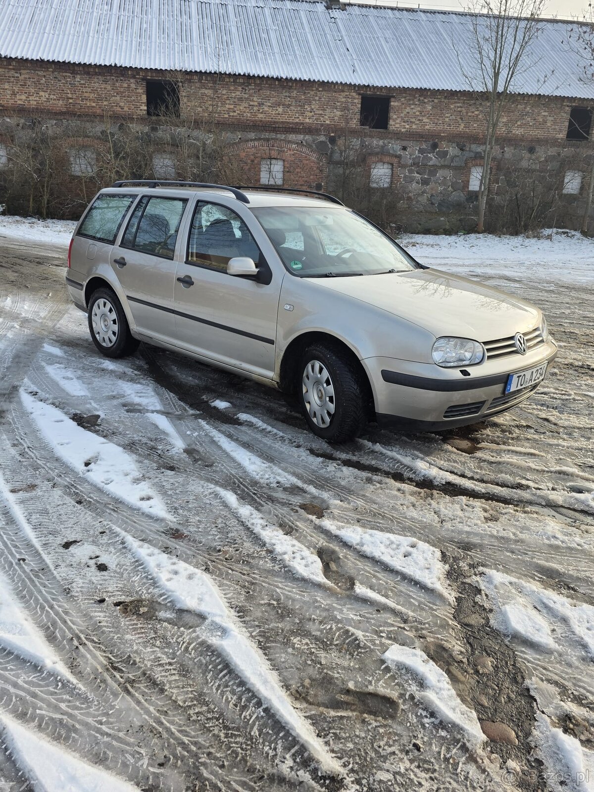 Sprzedam samochód osobowy volkswagen golf - 2