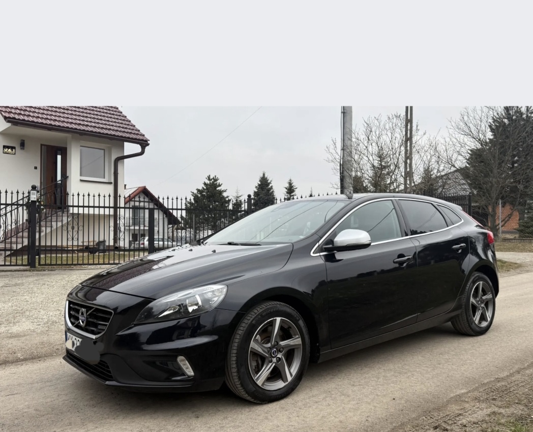 Volvo v40 w wersji Desing - 2