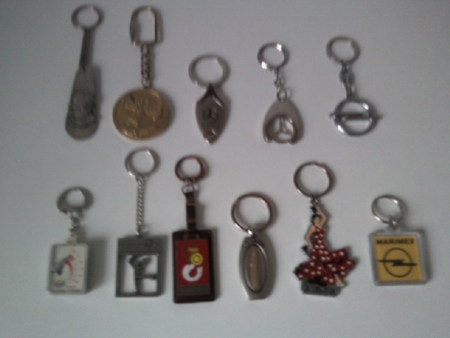 Breloki do kluczy Nissan,Alfa Romeo,Renault ,Ferrari .inne k - 2