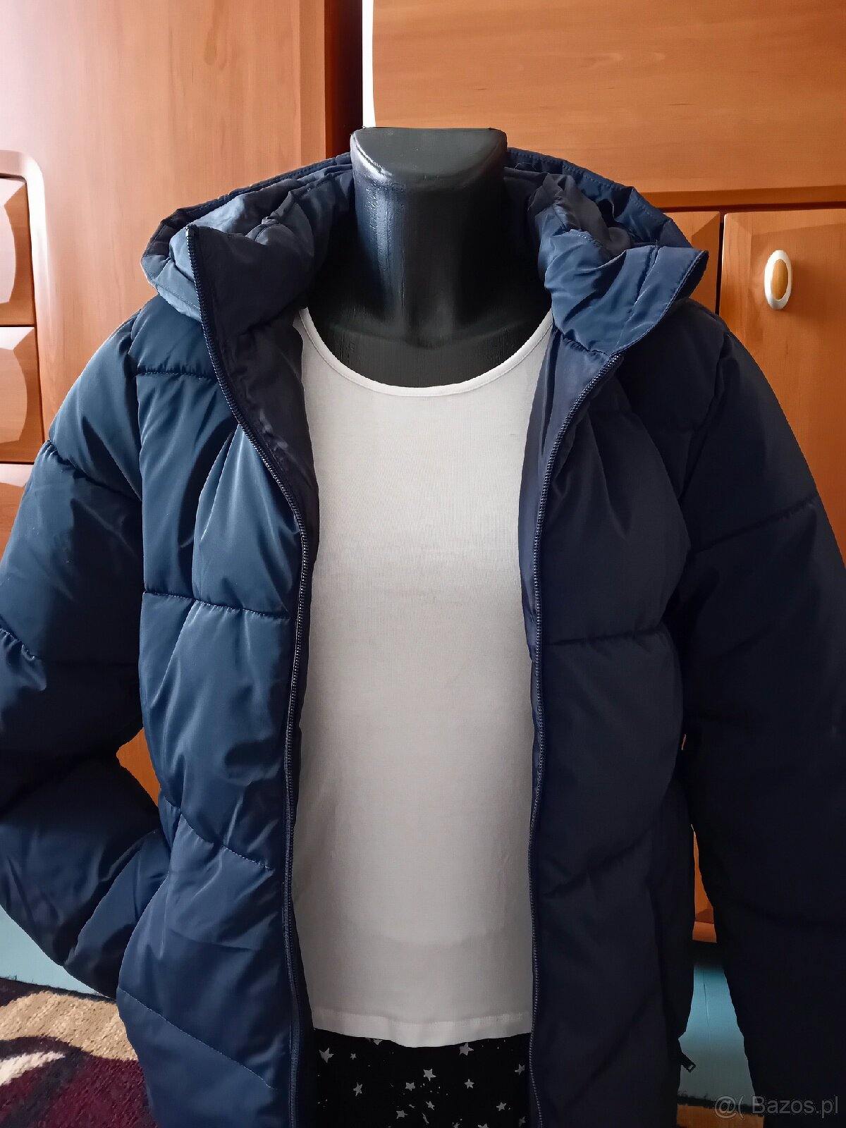 Ciepła puchowa kurtka z kapturem - 2