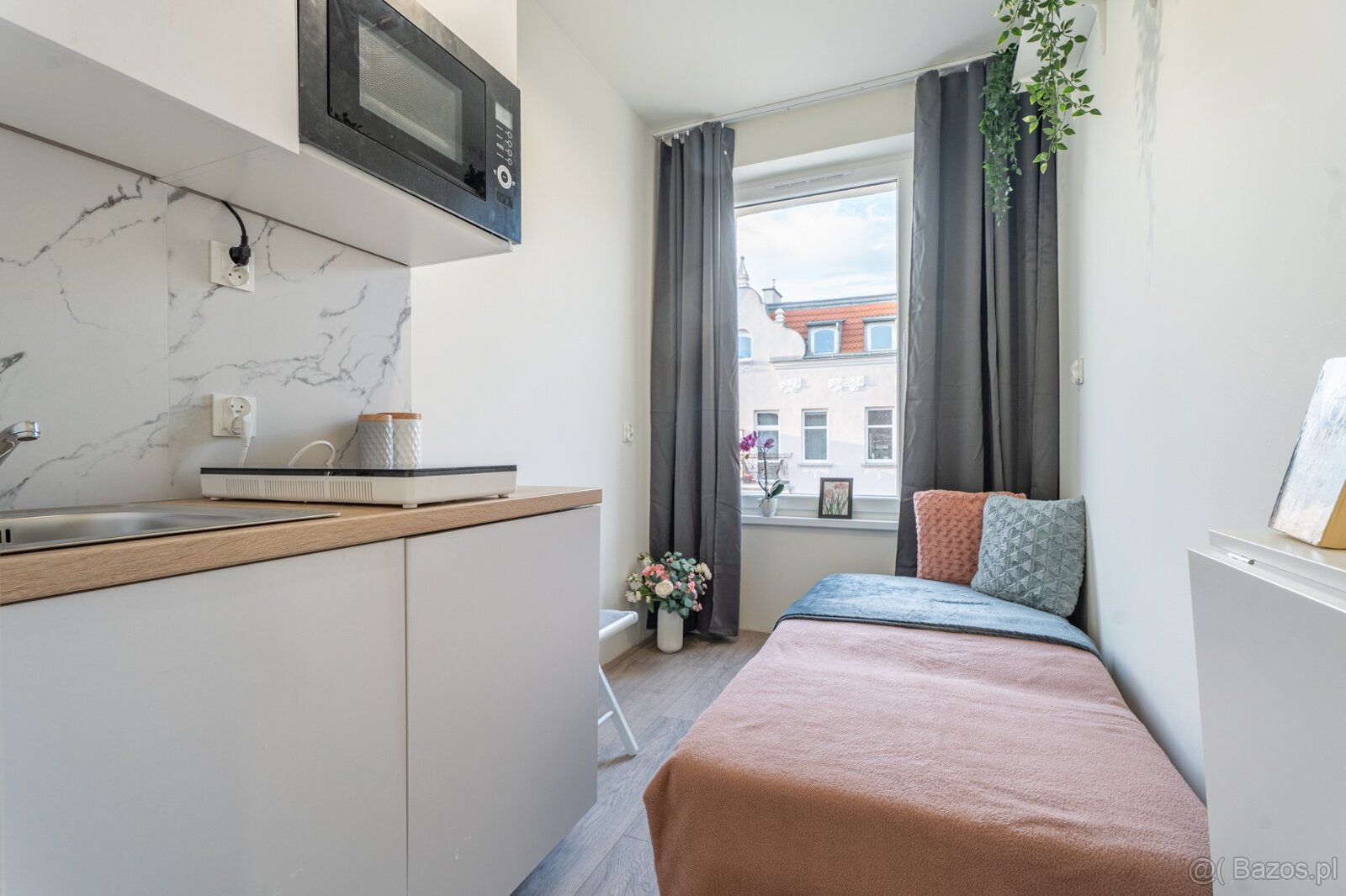 Przytulna kawalerka z łazienką w centrum Szczecina. - 2