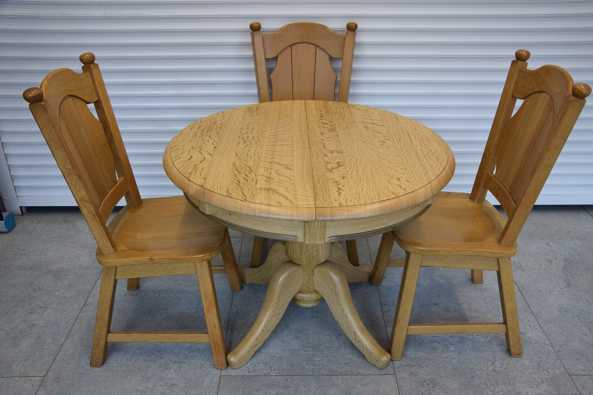 stół rozkładany i 4 krzesła - cały komplet z drewna dębowego - 2