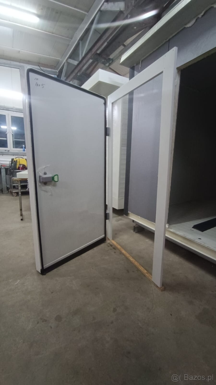 Drzwi mroźnicze / Drzwi do Mroźni / Drzwi chłodnicze / M024 - 2