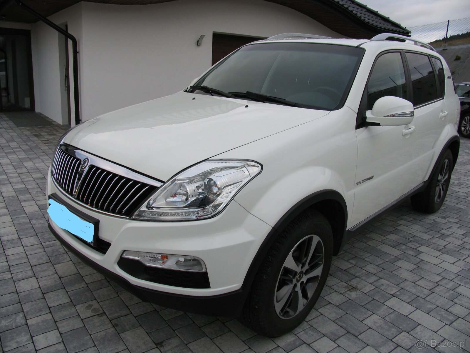 Okazja SsangYong Rexton tylko 17.500 km - 2