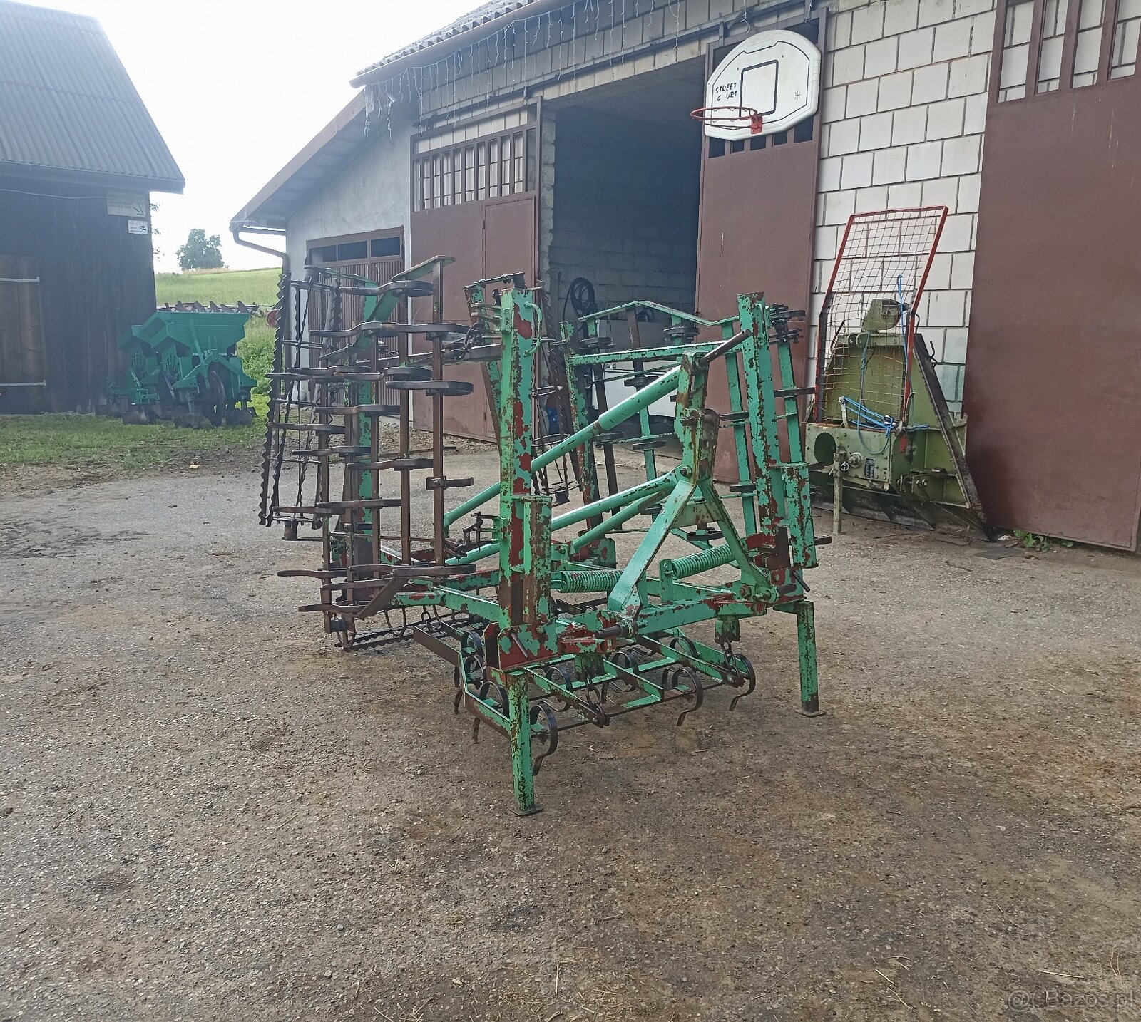 Agregat uprawowy kultywator z wałkiem strunowym Feldherr skł - 2