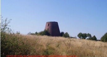 wiatrak ceglany - 2