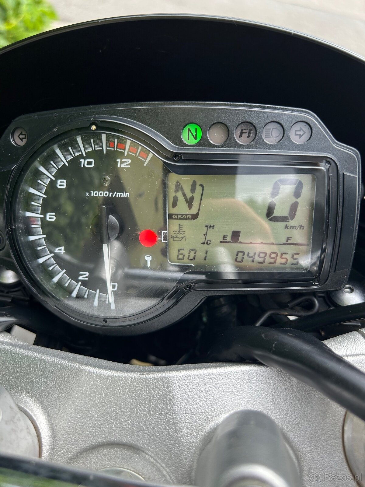 Suzuki GSR 750 - 2