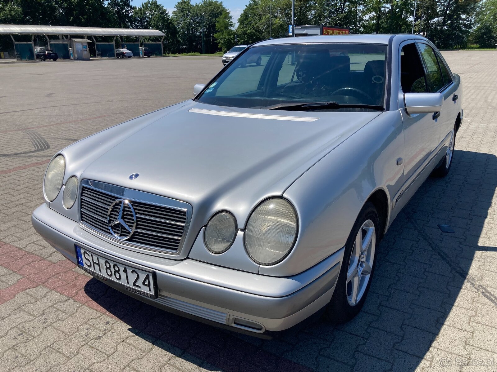 E 200 - 2
