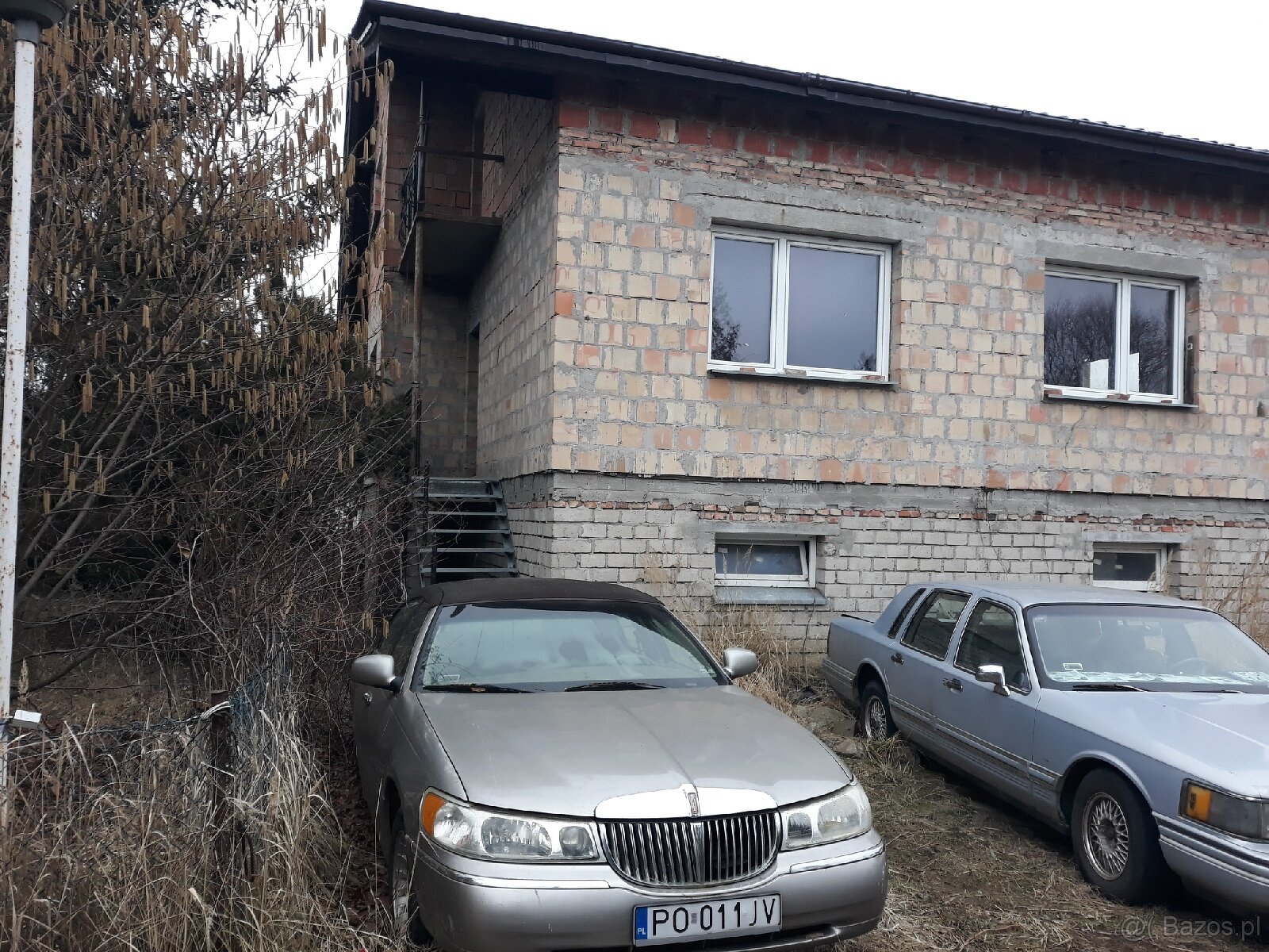 SPRZEDAM DOM PLUS DWIE DZIALKI BUDOWLANE - 2