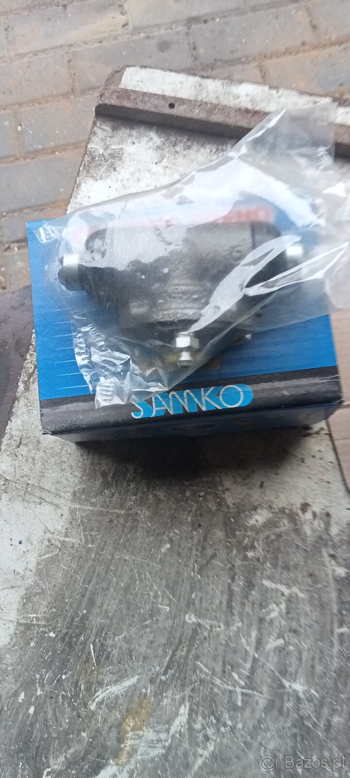 Dwa cylinderki hamulcowe na tylnią oś do malucha - 2