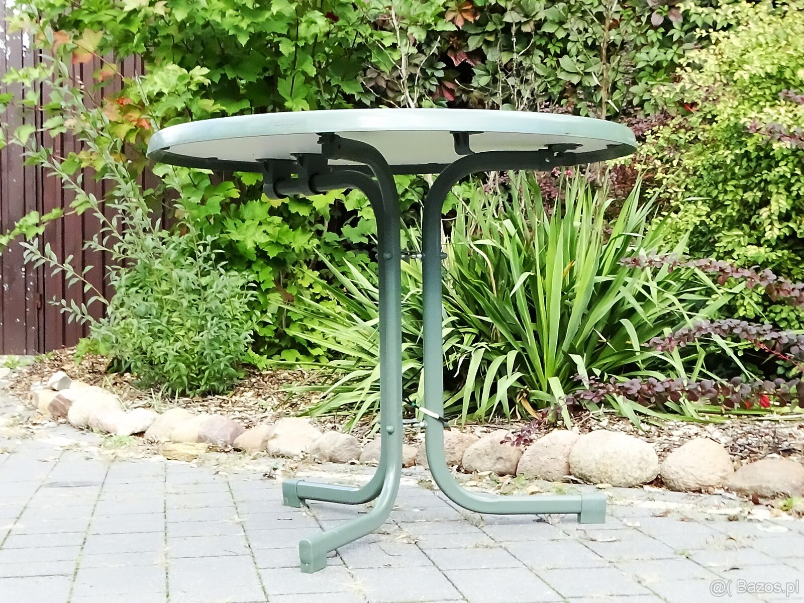 Stolik składany o średnicy 84 cm i wysokości 71 cm - 2