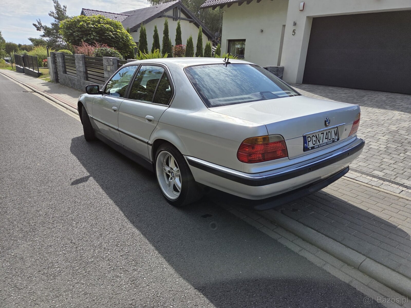 Bmw 7 piekny klasyk - 2