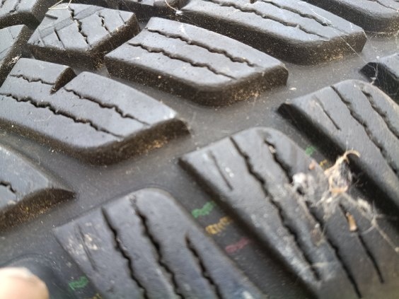 Opony zimowe Fulda. 215/55/r 17 - 2