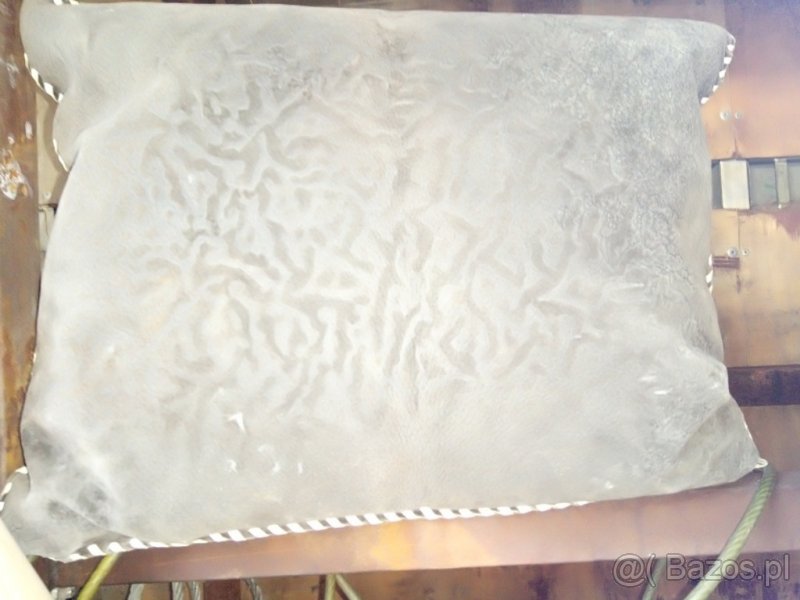 Skórzana poduszka z motywami samochodowymi - 2