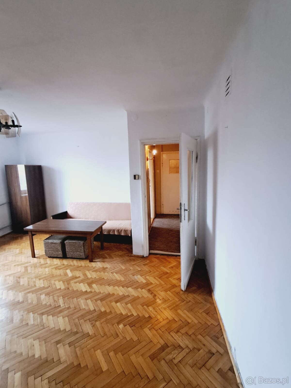 Mieszkanie o pow.60m2, II piętro, do remontu, ul. Ludowa - 2