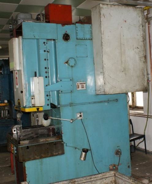 Prasa mimośrodowa LEU 100 M - 2