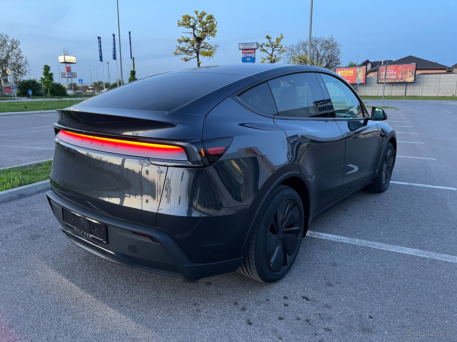 TESLA MODEL Y JUNIPER LONG RANGE NA SPRZEDAŻ W MAGAZYNIE BEZ - 2