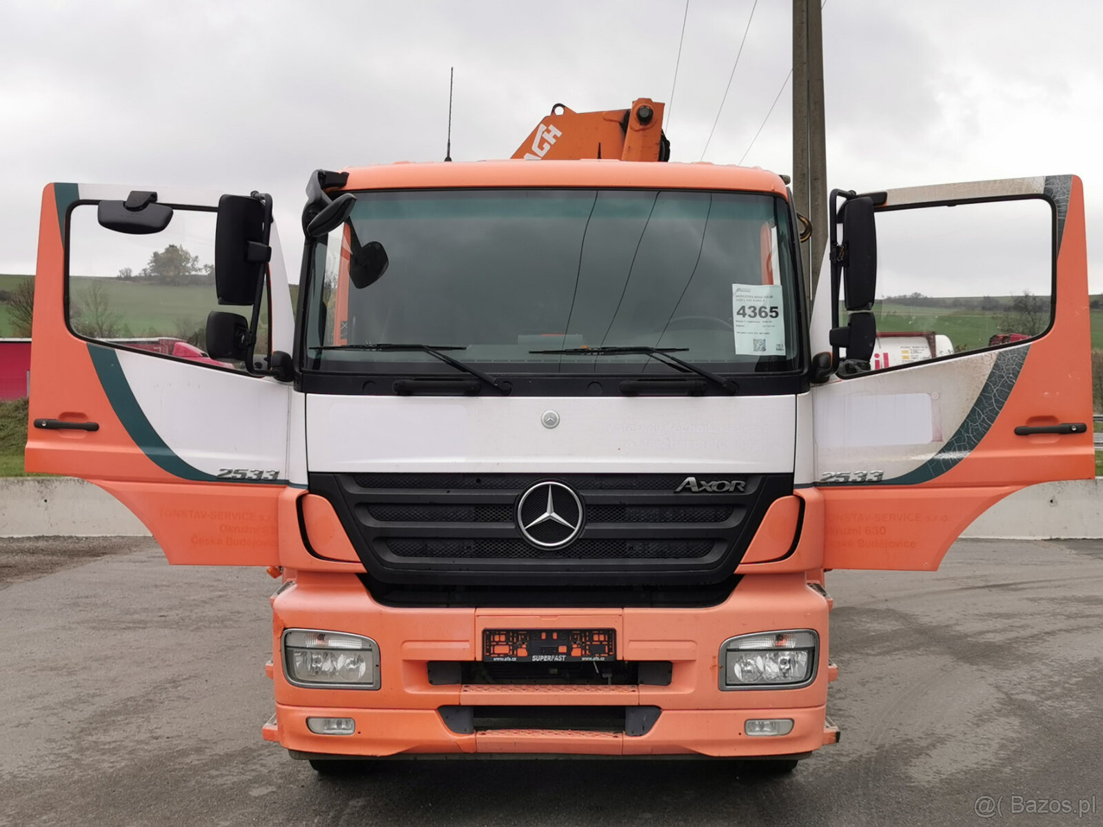 Sprzedam ciężarówkę MERCEDES-BENZ AXOR 2533 L 6X2 E4 - 2