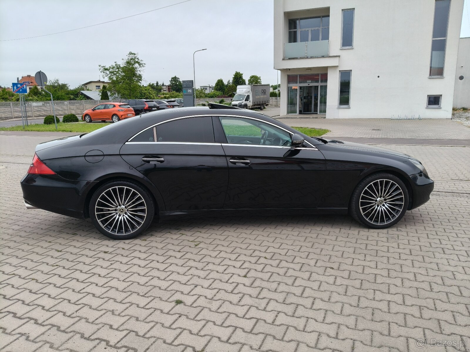 CLS 350 AMG FELGI 19 CALI ATRAKCYJNY WYGLAD - 2