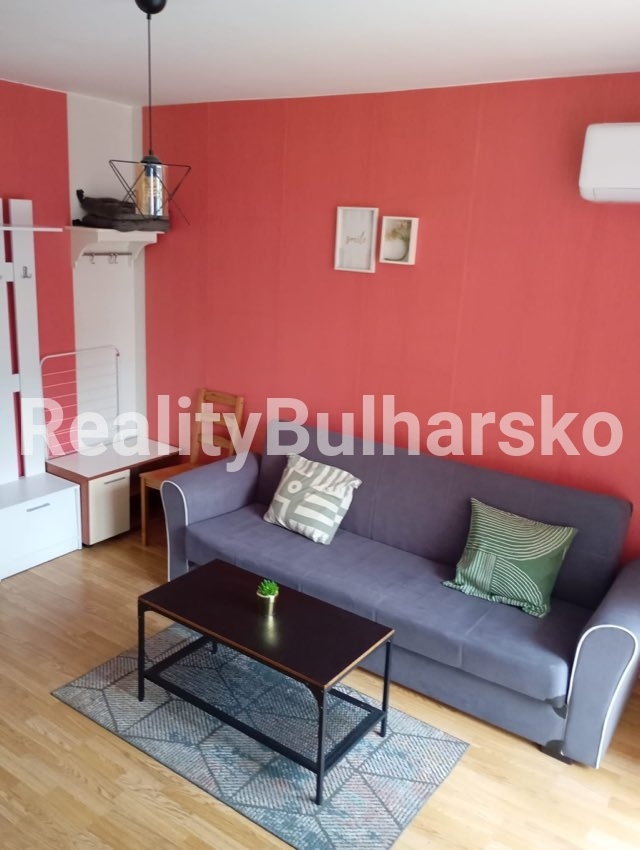 Na sprzedaż przytulne i w pełni wyposażone studio z balkonem - 2