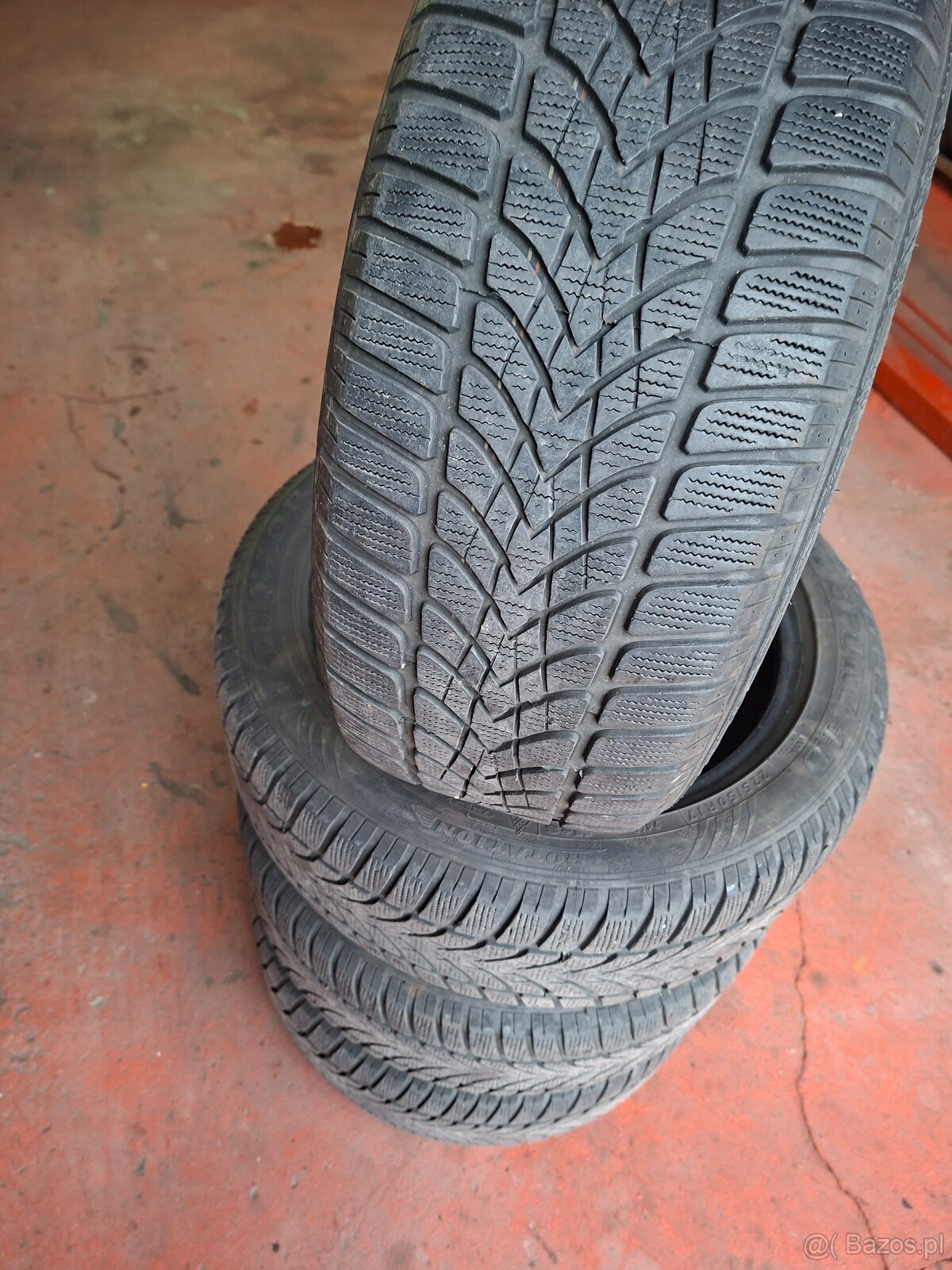 Opony DUNLOP SPORT 4 d 225/50/17 r 94 w M+S nie naprawiane - 2