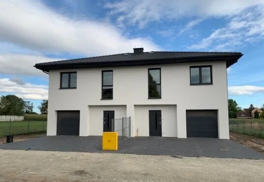 Nowoczesny dom w zabudowie bliźniaczej – osiedle Chmielnik - 2