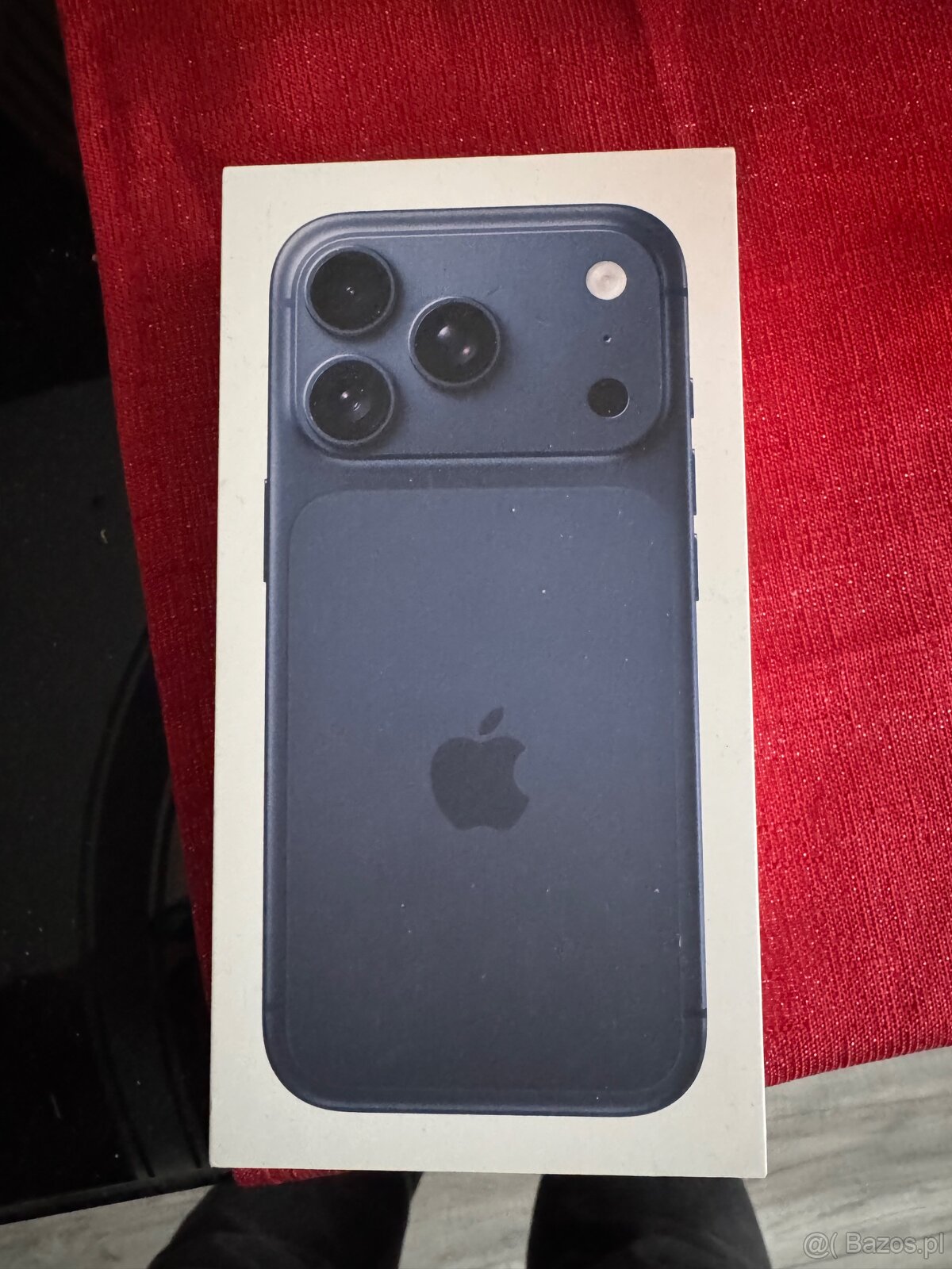 iPhone 17 pro max - 2