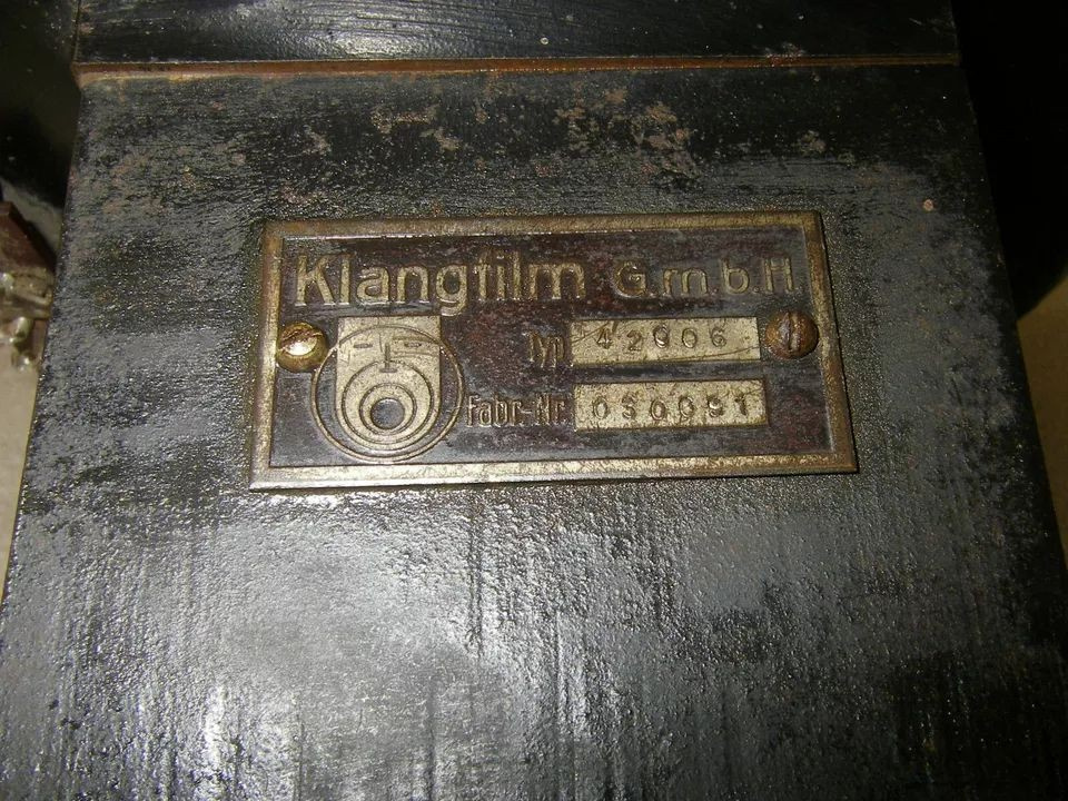 Głośniki polowe Klangfilm typ KL42006 12(30 cm) 15 Ohm rok 1 - 2