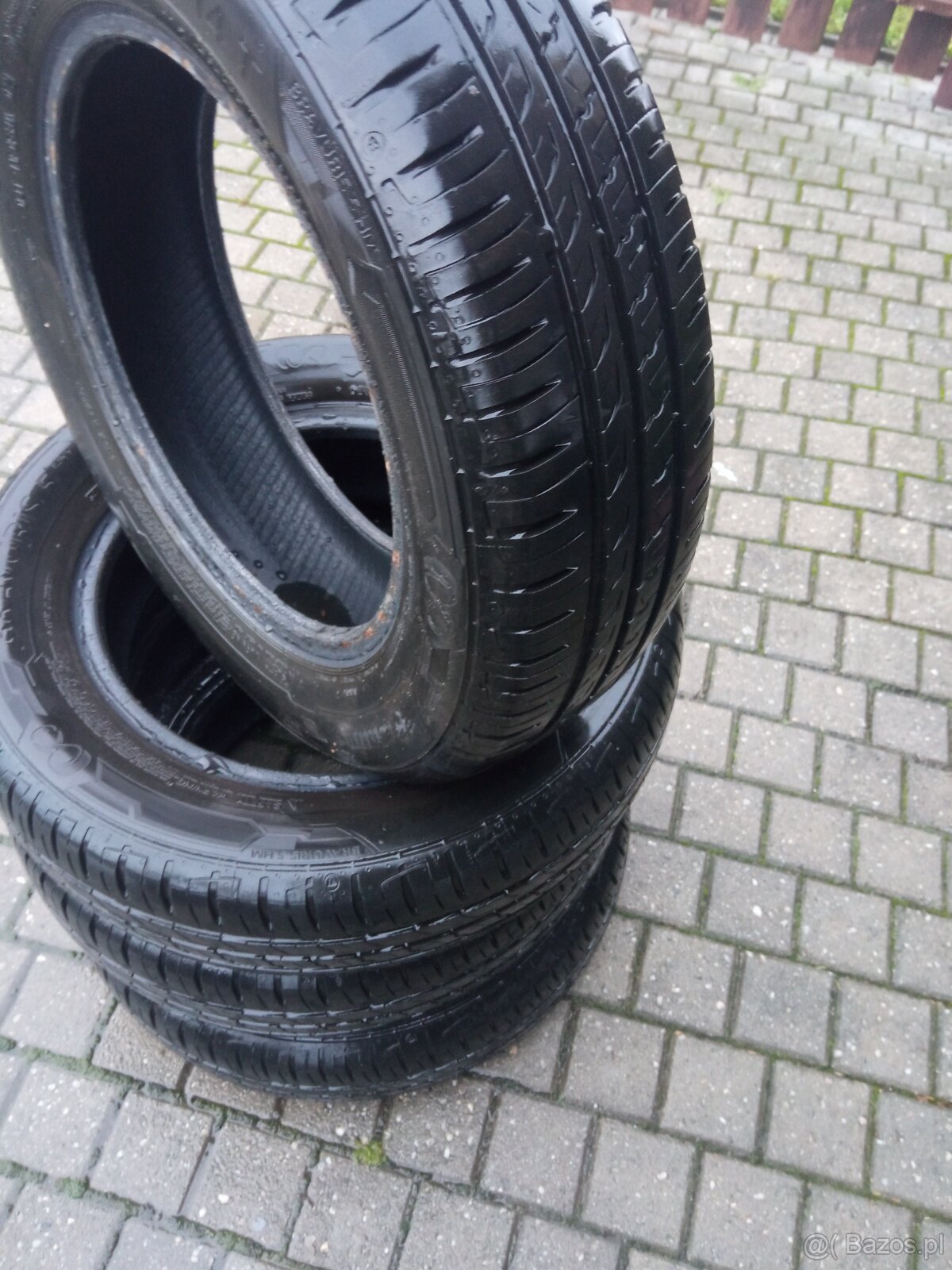 opony BARUM BRAVVRIS 5 165/70/14 r 81 t bieżnik 8 mm rok 202 - 2