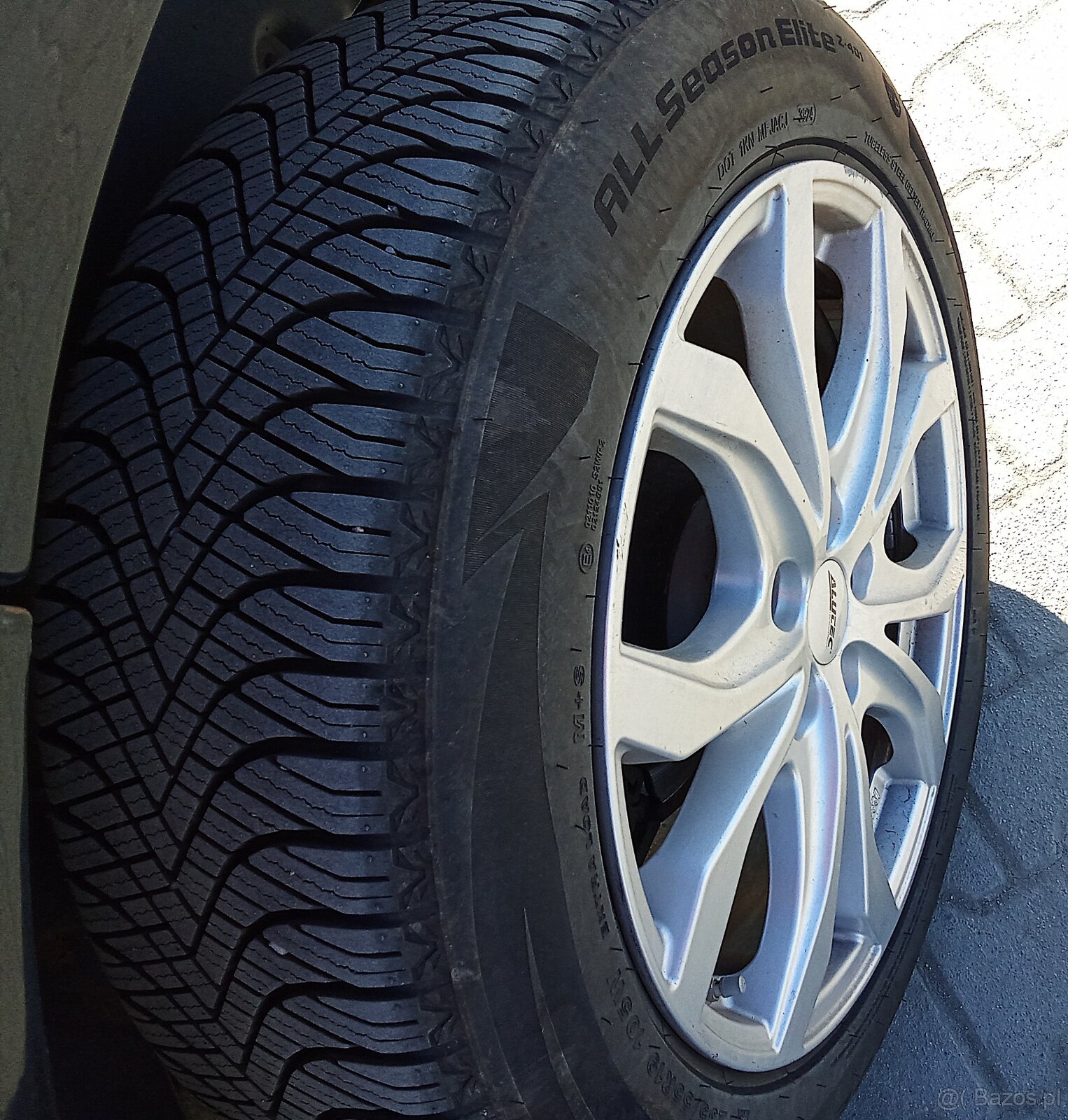 VW TOUAREG 4X4 - 2