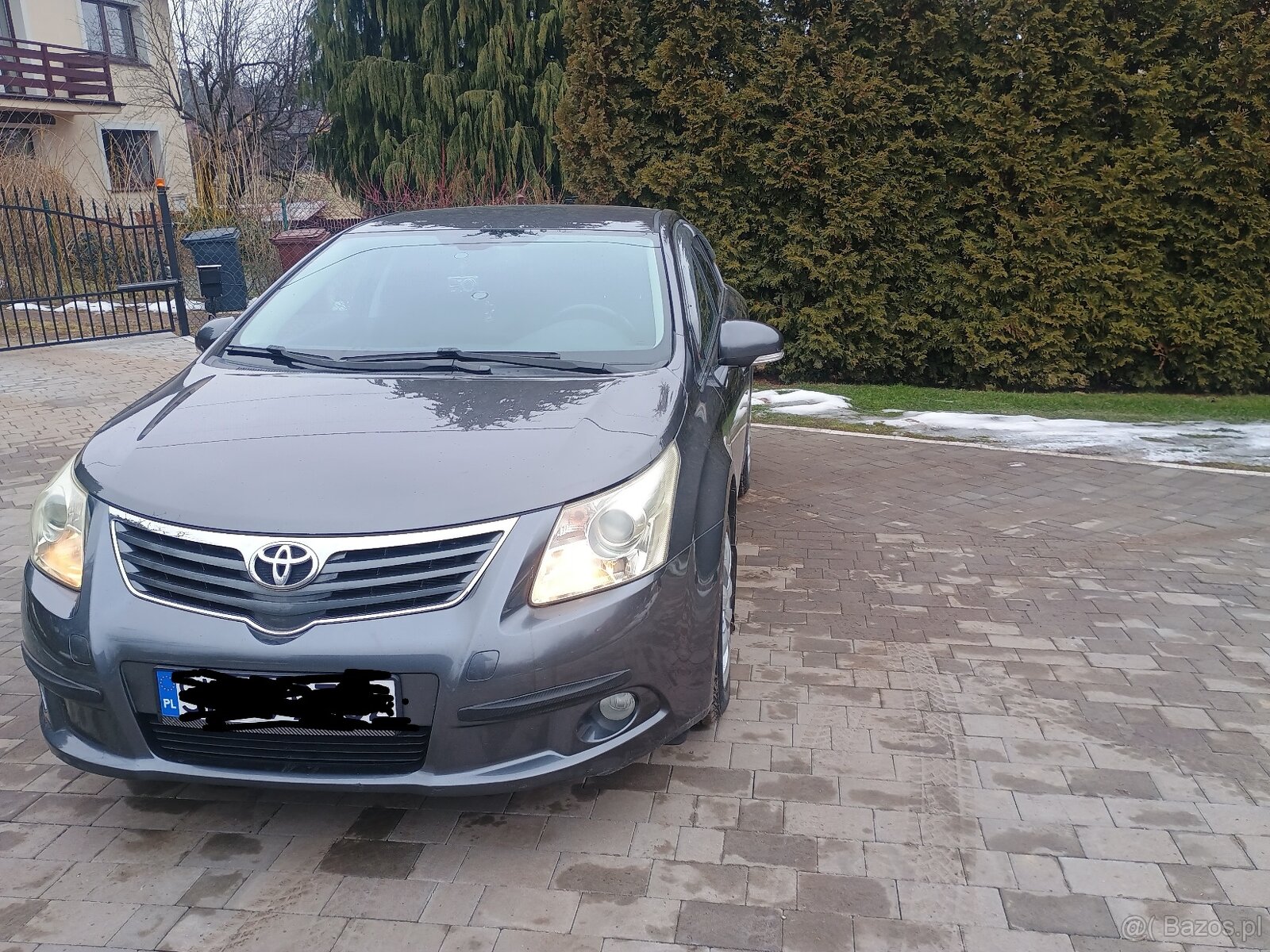 Sprzedam Toyota Avensis automat - 2