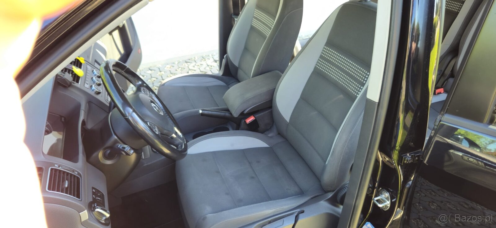Sprzedam VW Touran - 2