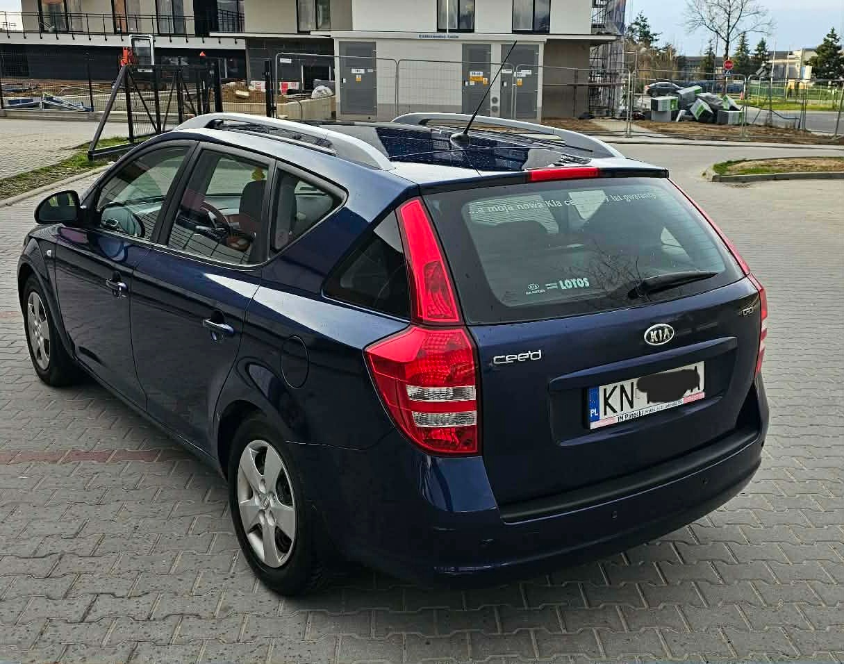 Sprzedam bardzo ładna kie cee'd 2009 rok 1.6 crdi polecam - 2