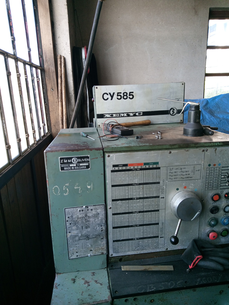 tokarka kłowa BG typ CY 585 - 2