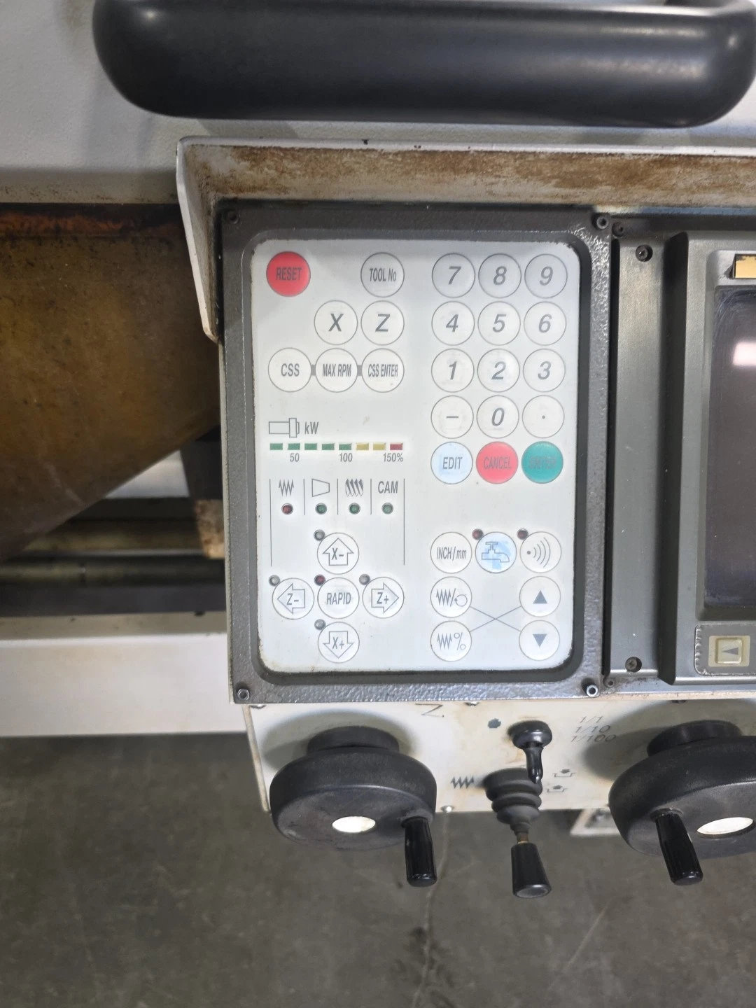 Centrum tokarskie CNC Harrison Alpha 400 - 2